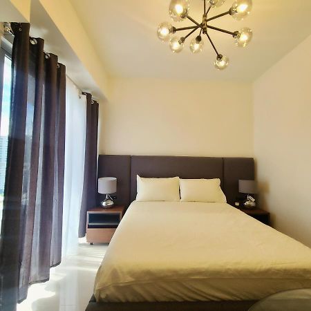 Inspiria Condo Free Airport Pickup For 3 Nights Stay Or More ダバオ　シティ エクステリア 写真