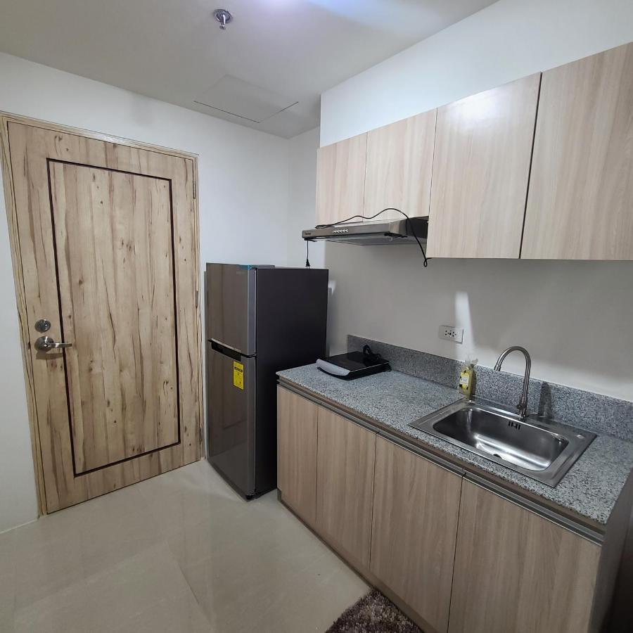 Inspiria Condo Free Airport Pickup For 3 Nights Stay Or More ダバオ　シティ エクステリア 写真
