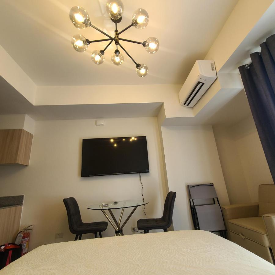 Inspiria Condo Free Airport Pickup For 3 Nights Stay Or More ダバオ　シティ エクステリア 写真